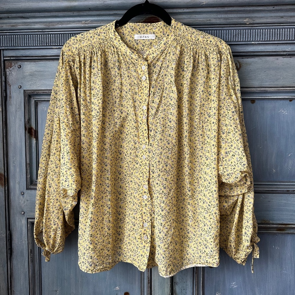 Doën O’Keeffe Top in Moonflower, Pale Yellow Floral Button-Up Blouse - Picture 5 of 12